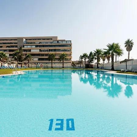 Primera Linea De Playa Serena Apartment